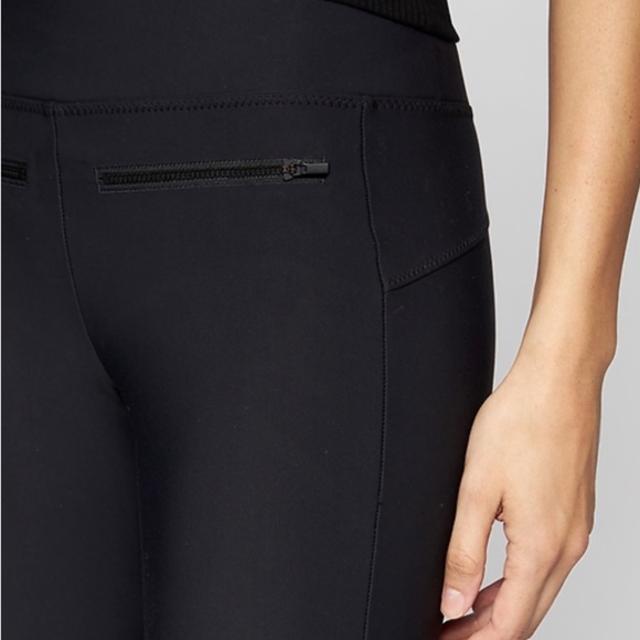 Stellar Crop Pant from Athleta plus zipper NEW - Picture 3 of 4